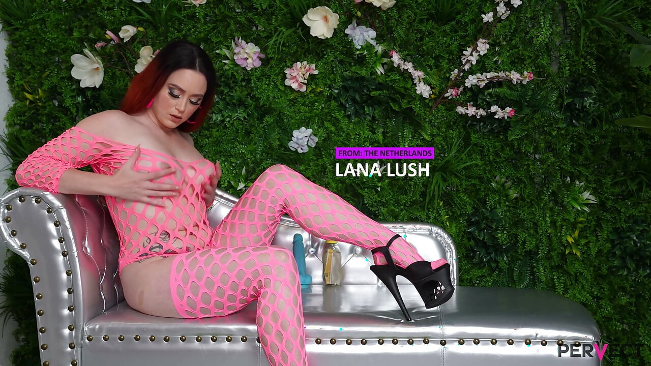 Elflike Dutchie Lana Lush Gets Oily and Filthy