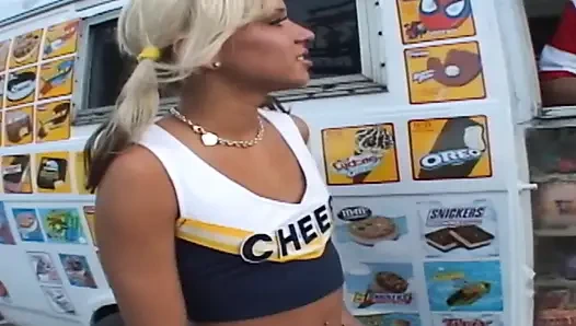 Kinky Babes Scene-1_slim Blonde Teen Having Sex in an Ice Cream Truck