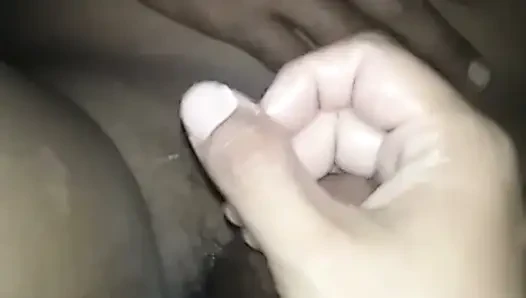 Schöner handjob von tante angelina