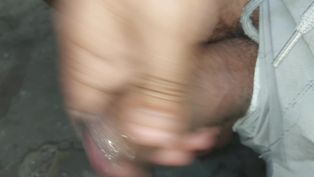 Uživam u masaži #bigcock #black #Cock #pissing