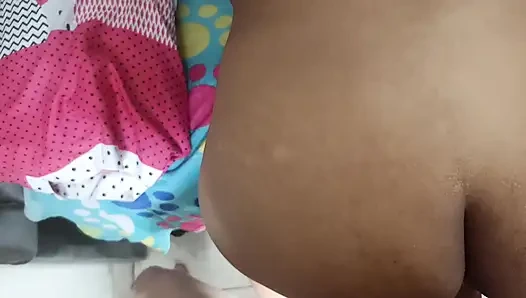 Pantat bahenol cewek ini dientot habis-habisan sama kontol