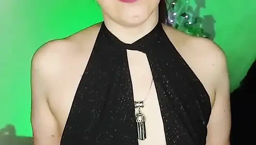 Ibu tirimu yang cemburuan bikin memekmu menganga lebar dan bikin kamu sama gauchita