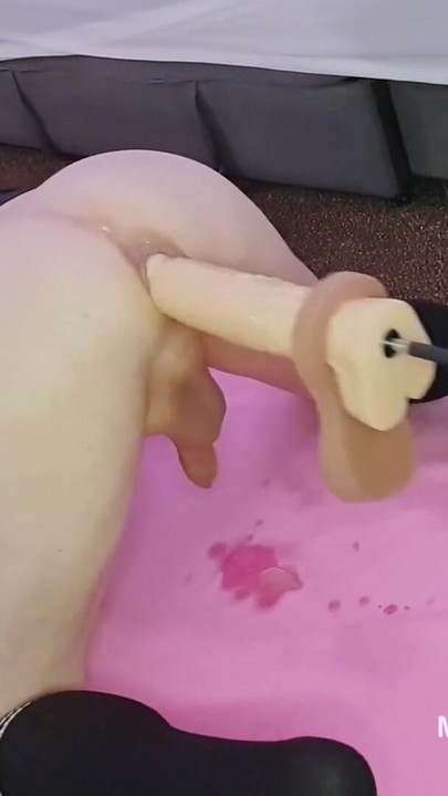 Spectacular moment from "Limp dick DILF Mike ass fucked and squirting with huge dildo on the fucking machine"