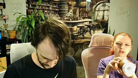 Aivsmy Titreşimli Futbol Vuruşçusu Kutu açıyor