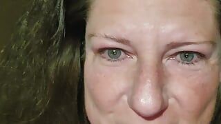 A bedtime story from the sexiest American Milf masturbating herself to sleep