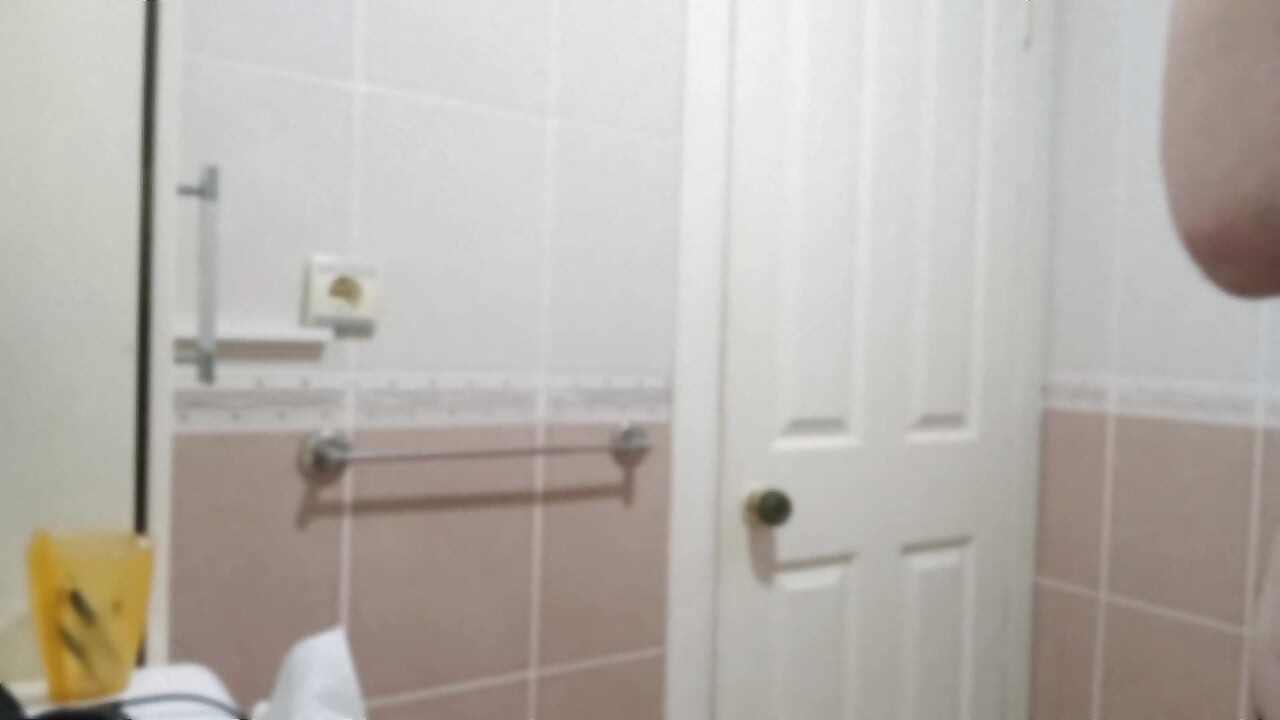 My Sissy Feminization Series 2026 - Raspando meus braços - parte 2
