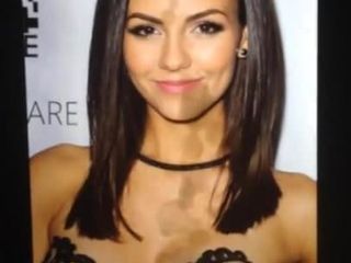 Sperma-Hommage an Victoria Justice