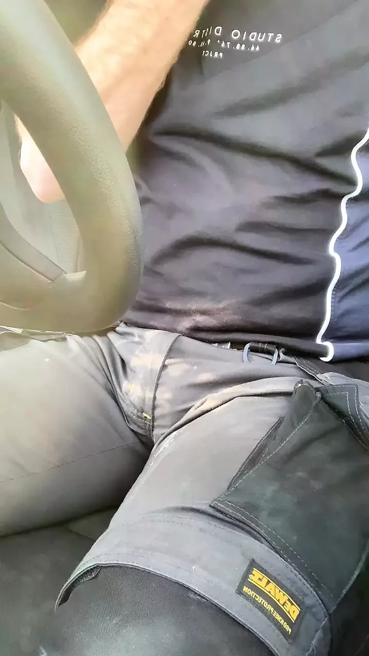 La bosse hétéro de papa au travail
