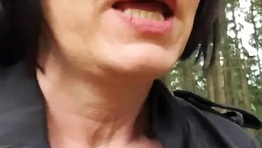 Julie pulls naked on the side of the road and splashes