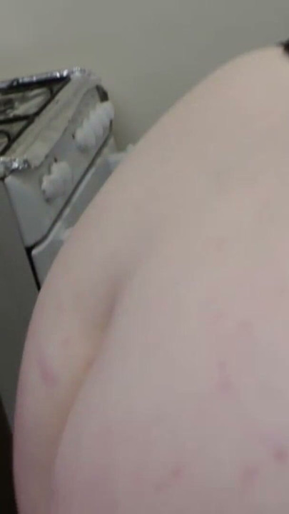 Mature fucked in the kitchen by a big black cock | Clip 1