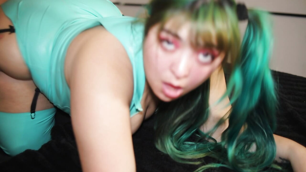 Sex with the Cosplay of Miku