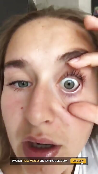 Quiero Esperma En Los Ojos