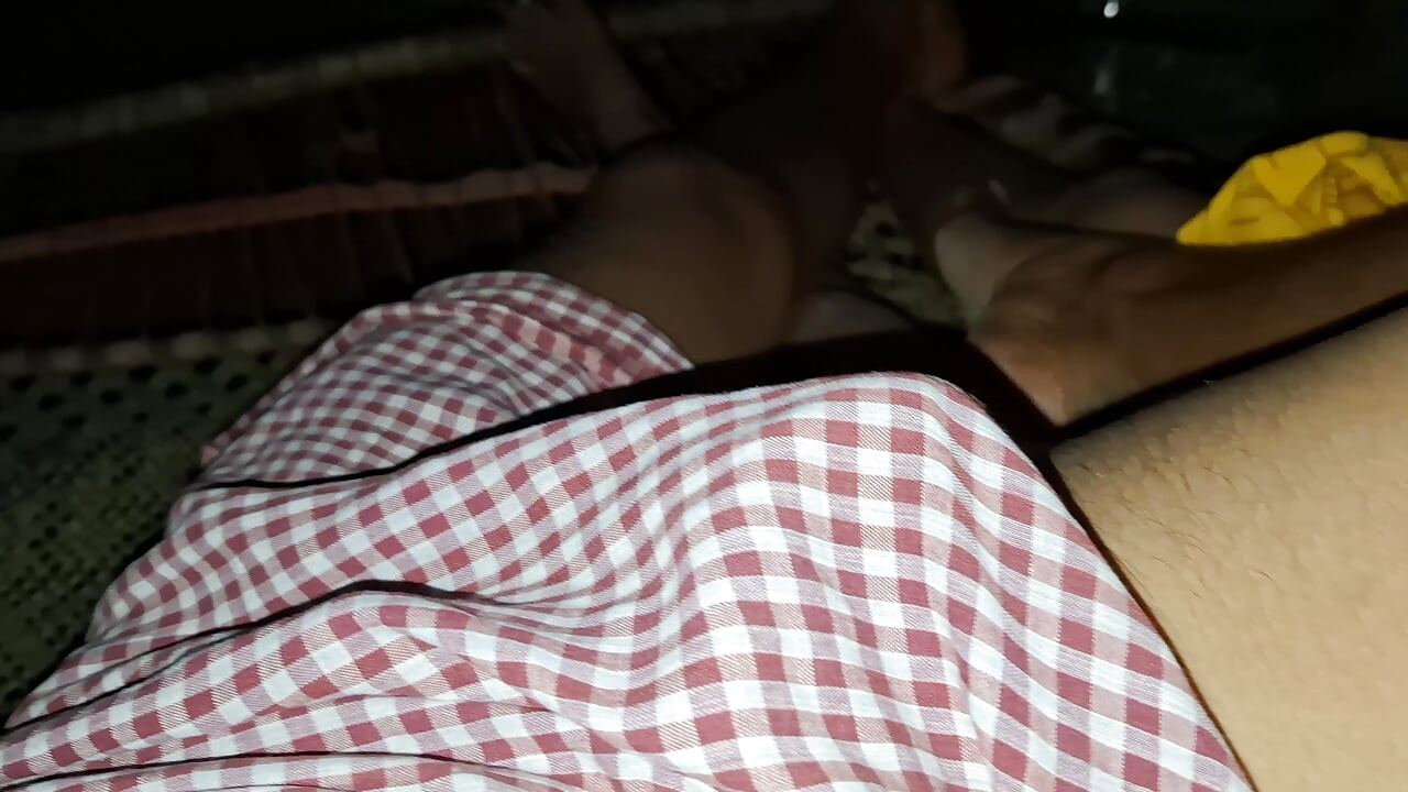 Muslimská manželka neochotně