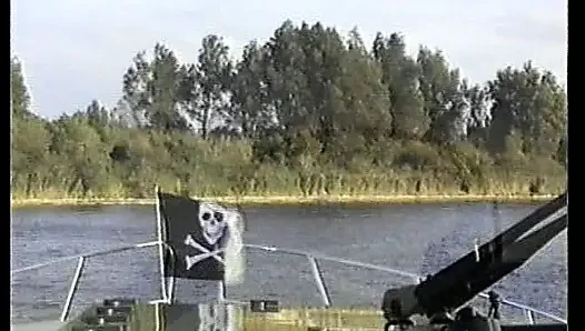 Almanya'dan amatör hatun ev yapımı eylemde sikiliyor