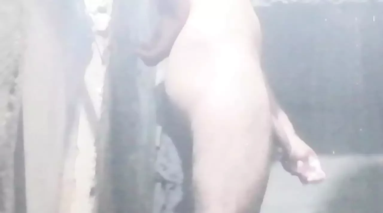 Morning big ass naha rahi hai big laura