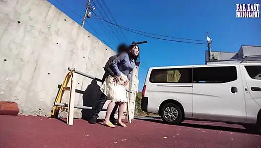 Rock auf der seite necken, wo slick weiden wird zu instant höhepunkt in dem moment, in dem sie versinkt - 1