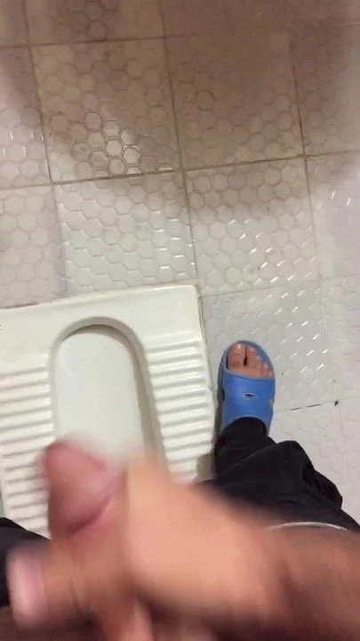 boy Masturbation iranian dick