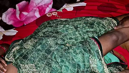 Одна ночь с индийскими женщинами дези и возбужденным мужем дези