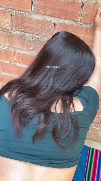 18-YEAR-OLD CHOLITA PACEÑA FUCKED BY HER NEIGHBOR BEFORE GOING TO SCHOOL