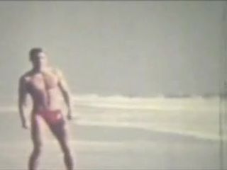 50年代的同性恋复古 - 与吉姆史崔克在火岛的一天