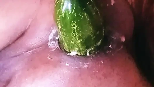 Deshi gay boy suck pussy her mom.