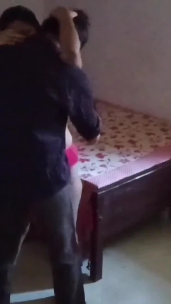 Epic moment from "Girlfriend records boyfriend having sex"