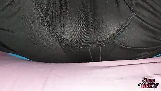 До того, как мои родители пришли домой - Райли была шаловливой