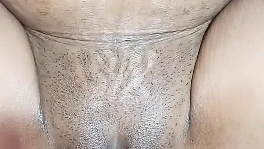 Jija ji mujhse milne aaye holi main aur apna lund chuswaye aur meri gand bhi mare