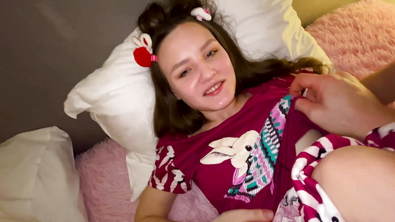 Stepsister begged for his huge cock and creampie