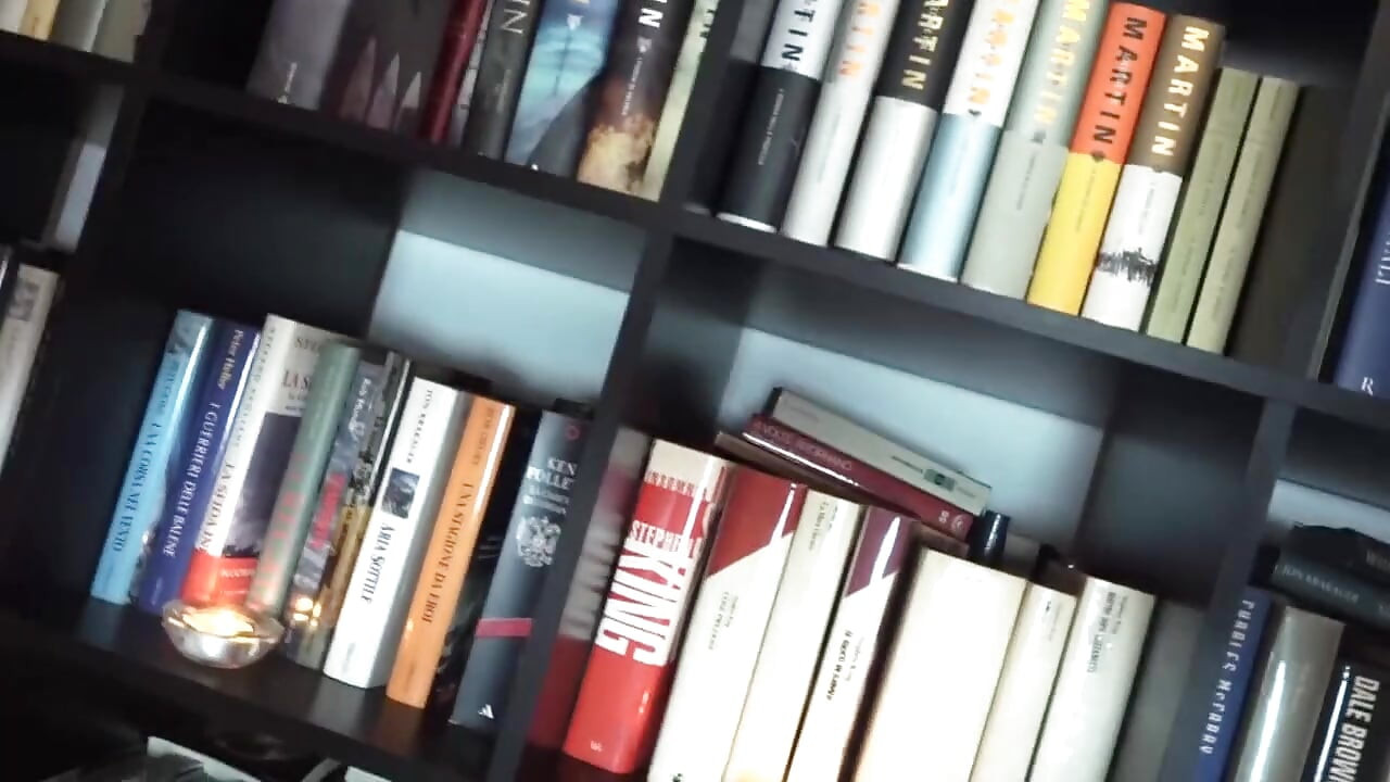 Két maszkos rabszolga büntetése a femdom úrnőtől