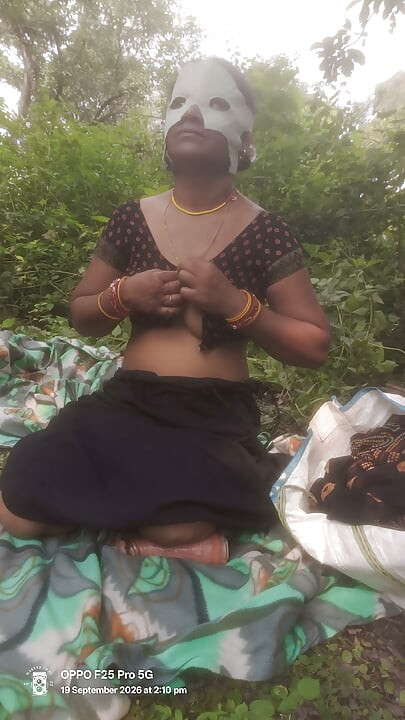 Sunita Rani ki chodae jangl me