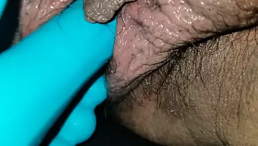Wife’s wet bbw pussy with vibrator