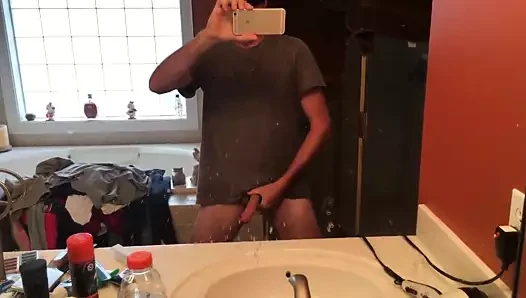 Str8 daddy cum in the bathroom