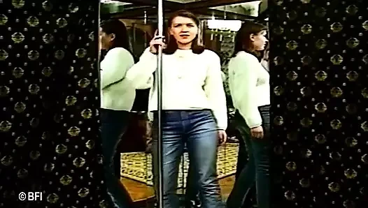 Pole porn video – Russian peek-teens part 3