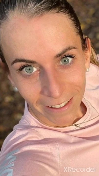 Please tribute on her face