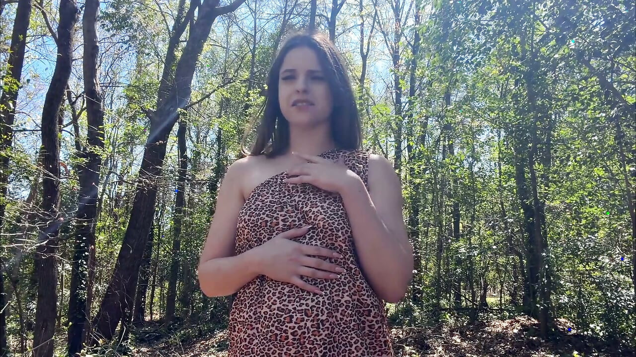 Burping Cave Girl Kat Snow 4K