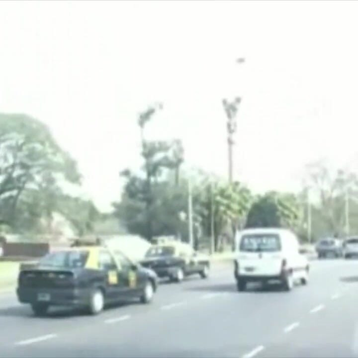 在公交车上被直插