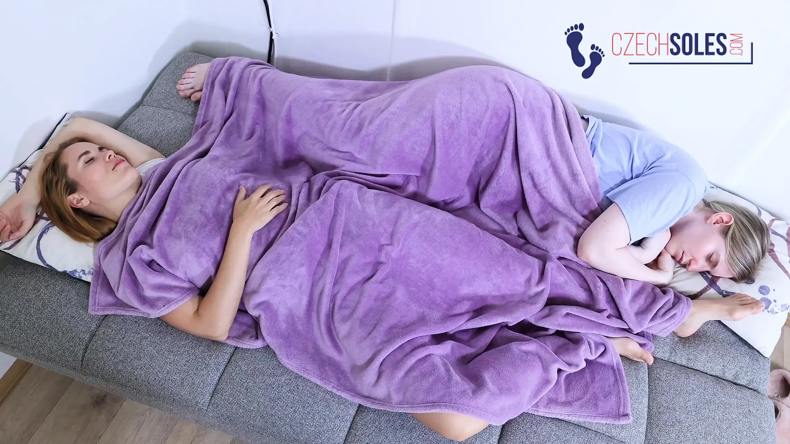 Girl on Girl Foot Worship and Smelling in Bed