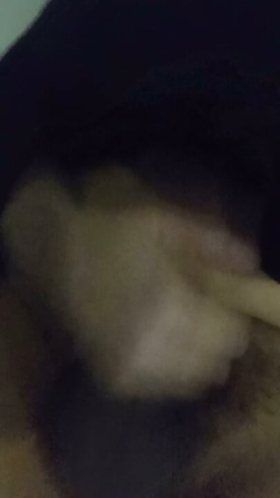 Unang beses na nag-masturbate ng titi ko sa camera