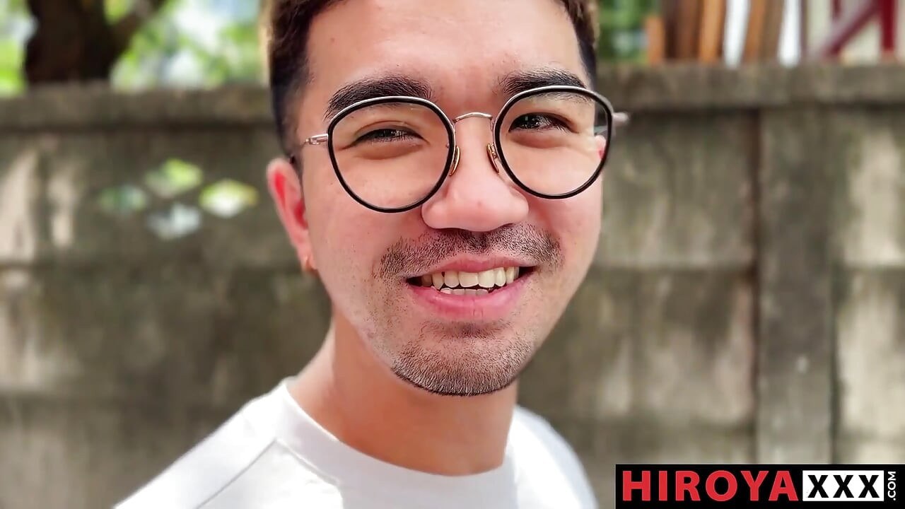 Muscular Asian Tetsuro Fucks Dani Hungry Hole