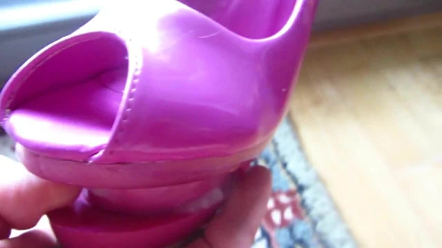 pink high heels cum shot