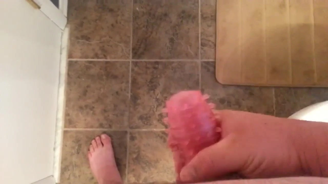 Video pertama