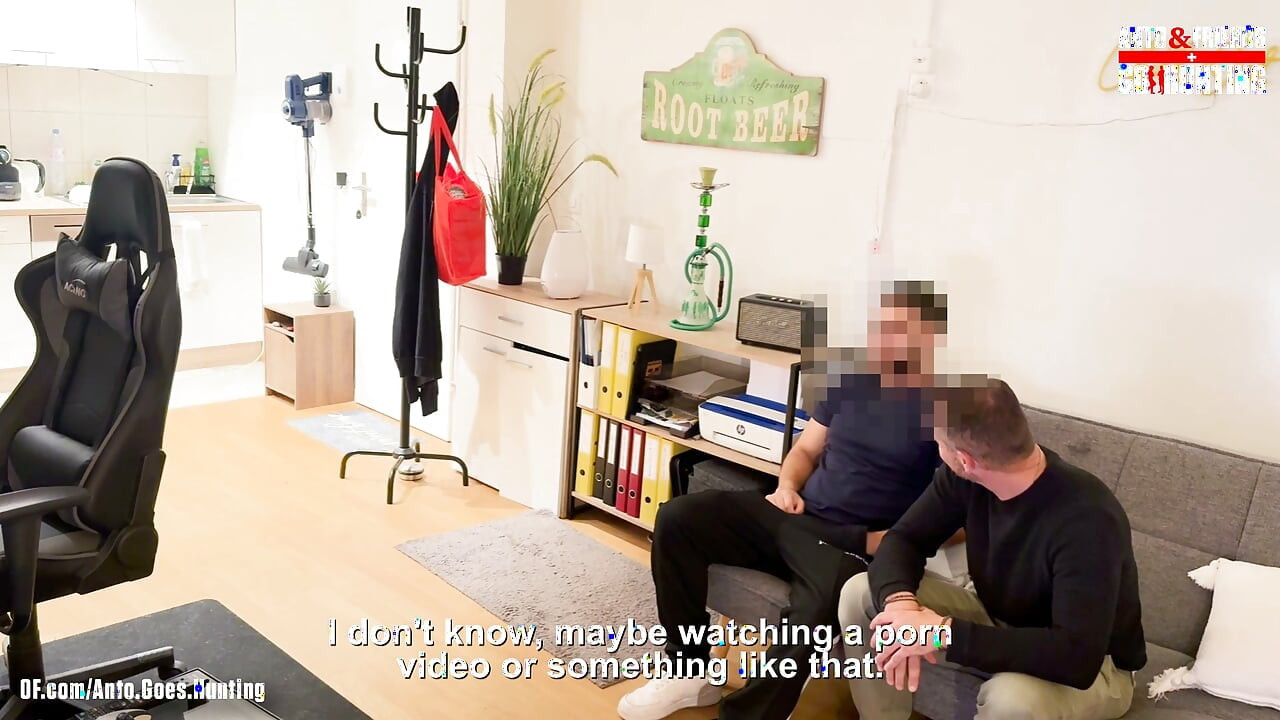 Hetero turecký přítel se udělá do vdané německé chlápky do pusy po kouření