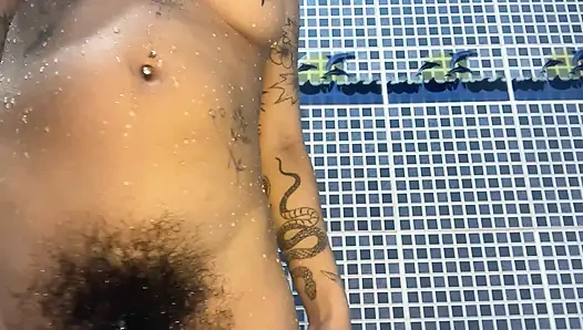 Dewi arab latina lagi asik mainin memeknya sendiri setelah mandi