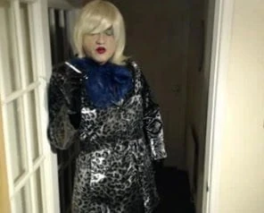 Candi Smokes in her pvc shiny coat