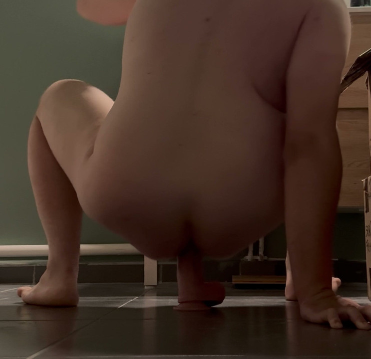 Anal Chubby gode XXL
