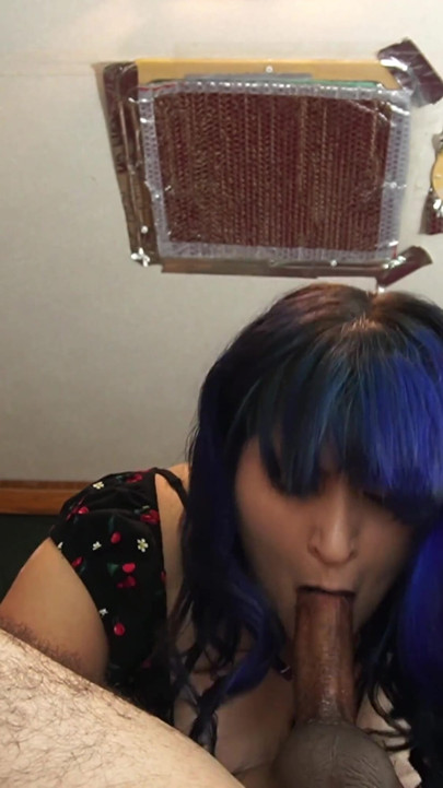 Little Goth Mouth Vs Big Juicy Cock