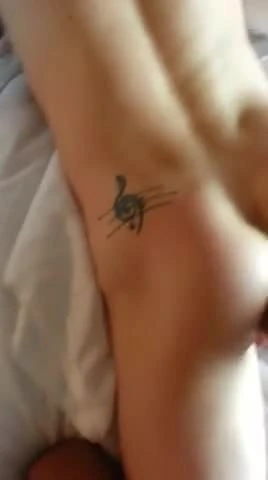 Hottie gets fisted