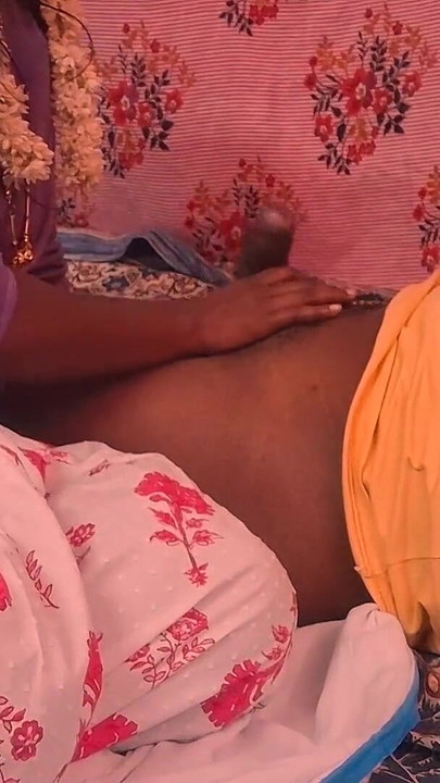 泰米尔人妻和她的老公做爱并达到高潮 |剪辑 1