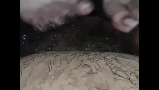 Tante seksi pelajut kaki lagi asik ngentot kaki basah